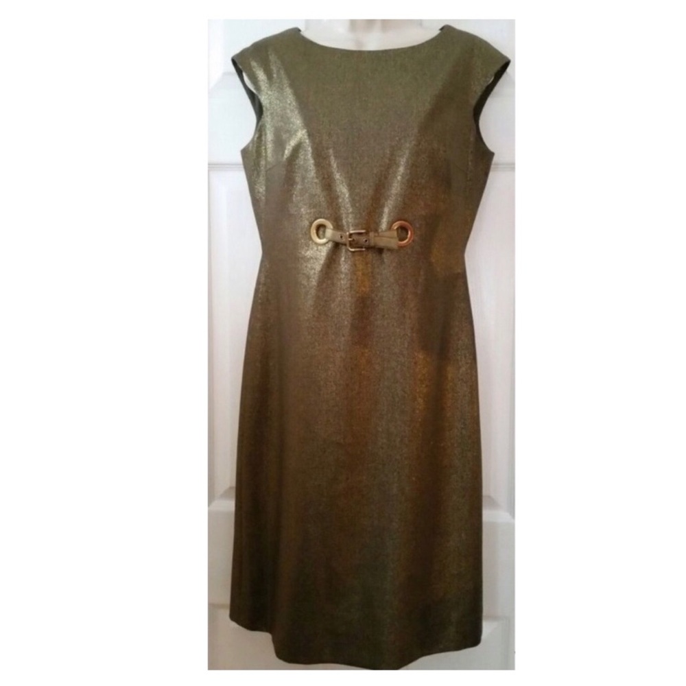 ✨ Per Se gold metallic sheath dress✨